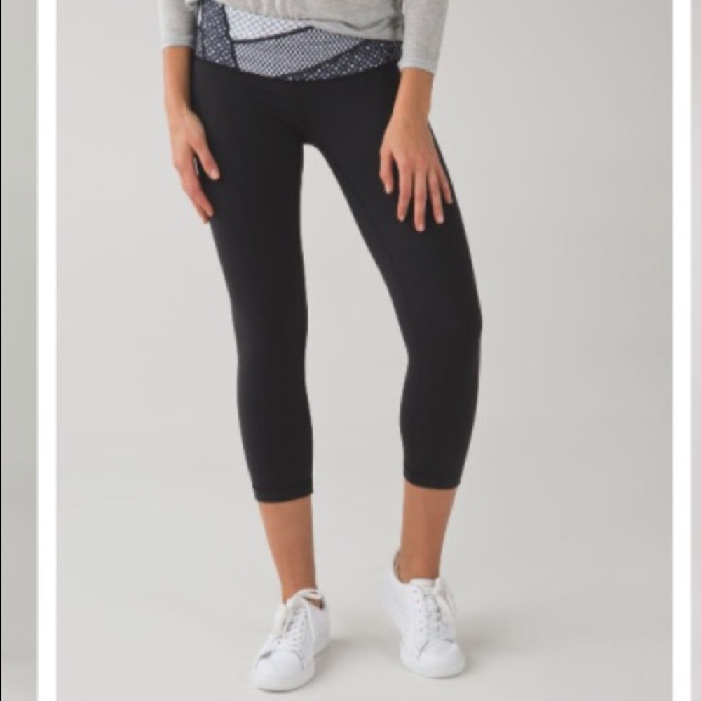 Lululemon Wunder Under Crop III Black Leggings